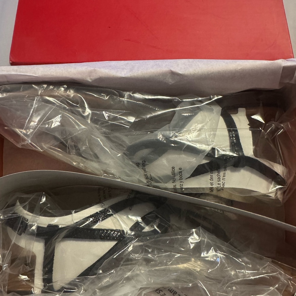 Kelly & Katie Black Sandals